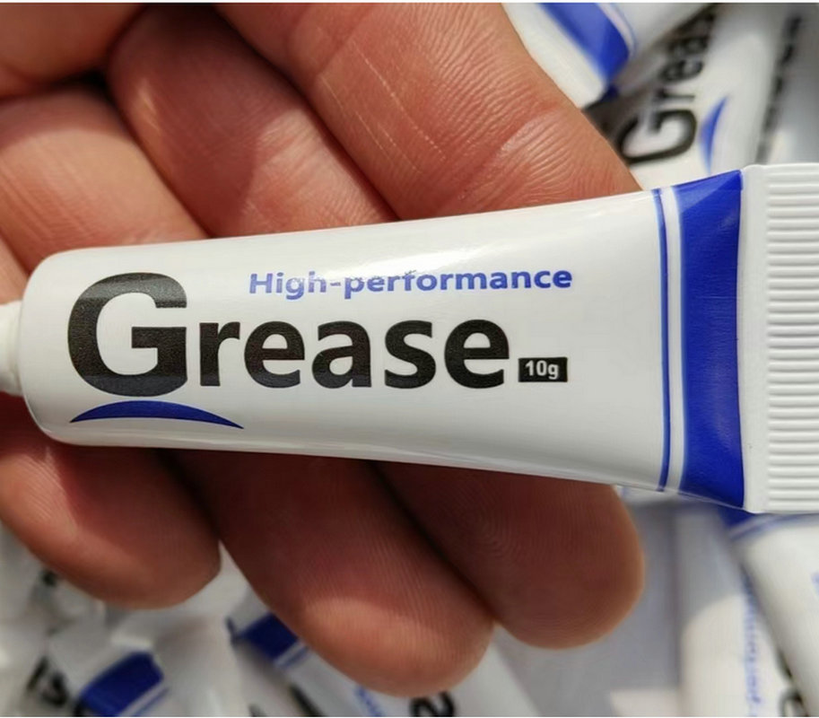 Manufacturer 10g small package silicone grease luggage zipper lubricating oil 10 karat chain oil waterproof grease