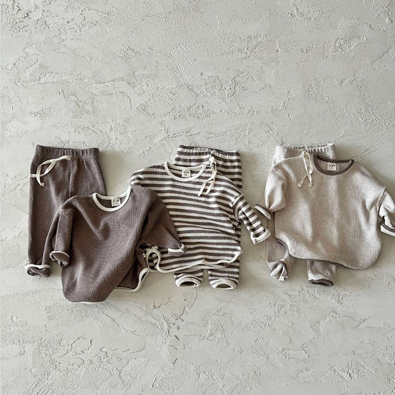 Korean style ins baby casual suit children's baby spring and autumn loose waffle sweater trousers two-piece set