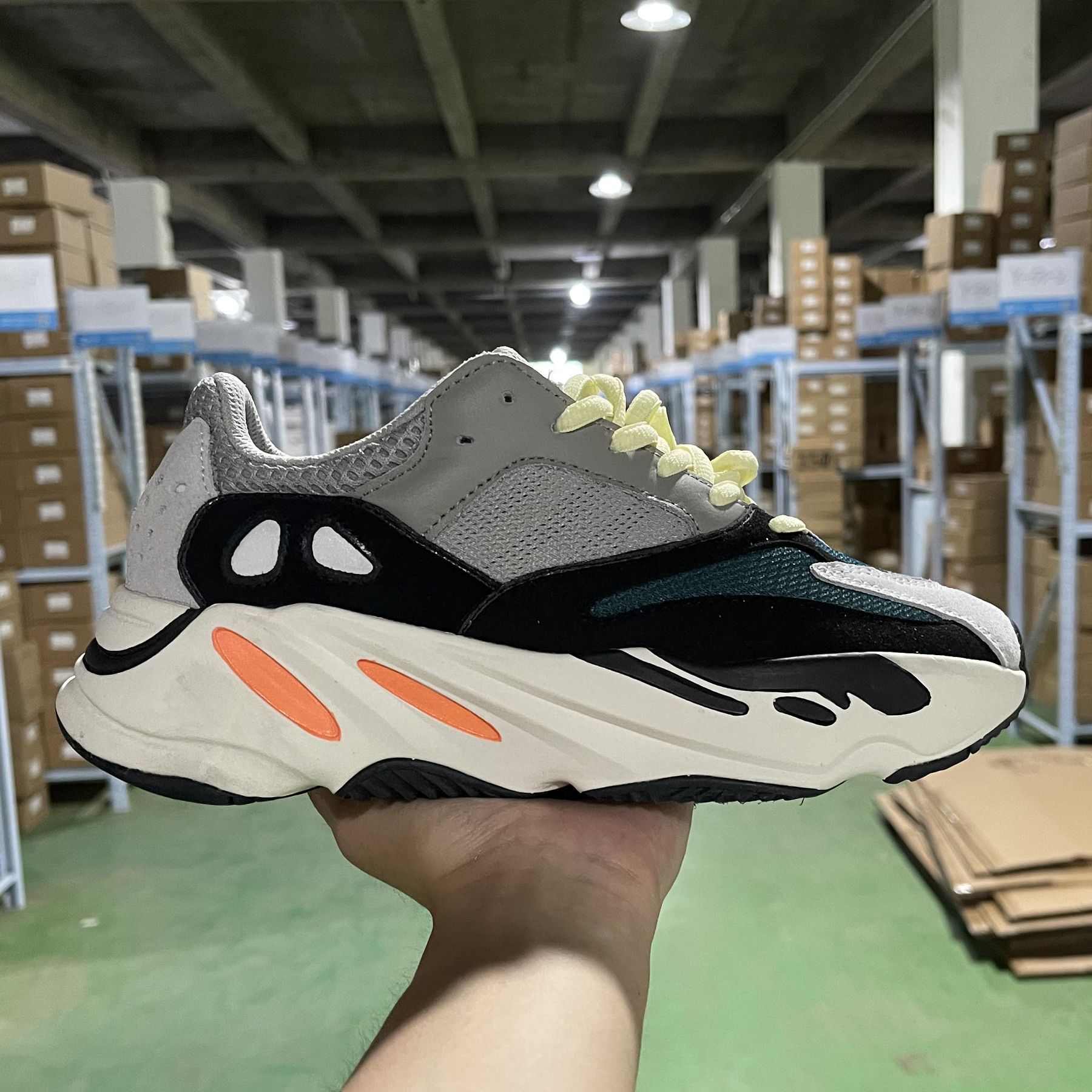 qkz yeezy jokozan coconut 700V2 really high version first generation Gray retro Torre sneakers male Putian