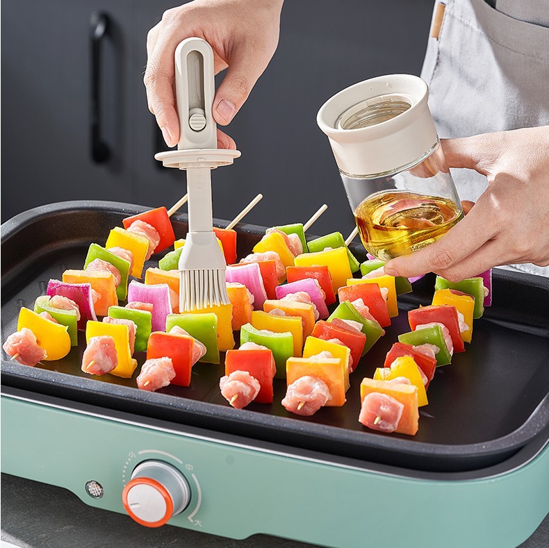 Mogen retractable 6-row silicone brush head brush oil bottle Kitchen barbecue pancake outdoor barbecue Oiler factory wholesale