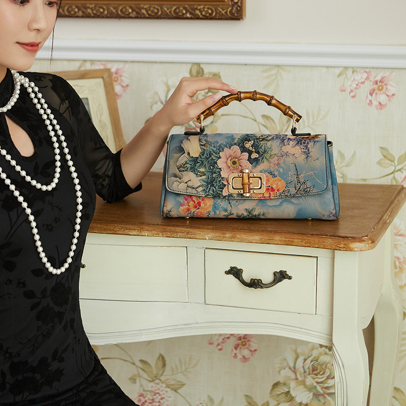 2022 Spring New Cheongsam Leather Antique Handbag Retro Women's Bag Handmade Boston Bag Dinner Republic of China Style