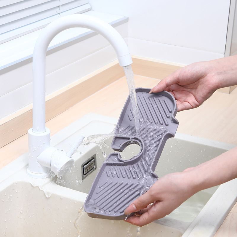 New Kitchen and Bathroom Universal Faucet Drain Mat Double Aperture Sink Drain Storage Rack Splash-proof and Water-proof