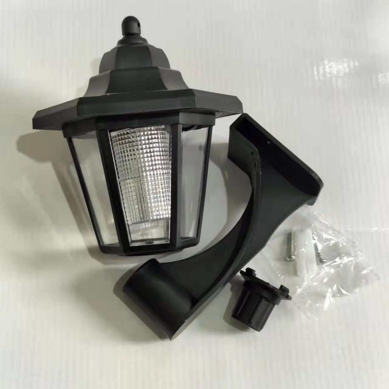E-commerce cross-border solar hexagonal wall lamp outdoor waterproof courtyard villa hexagonal court lighting wall lamp
