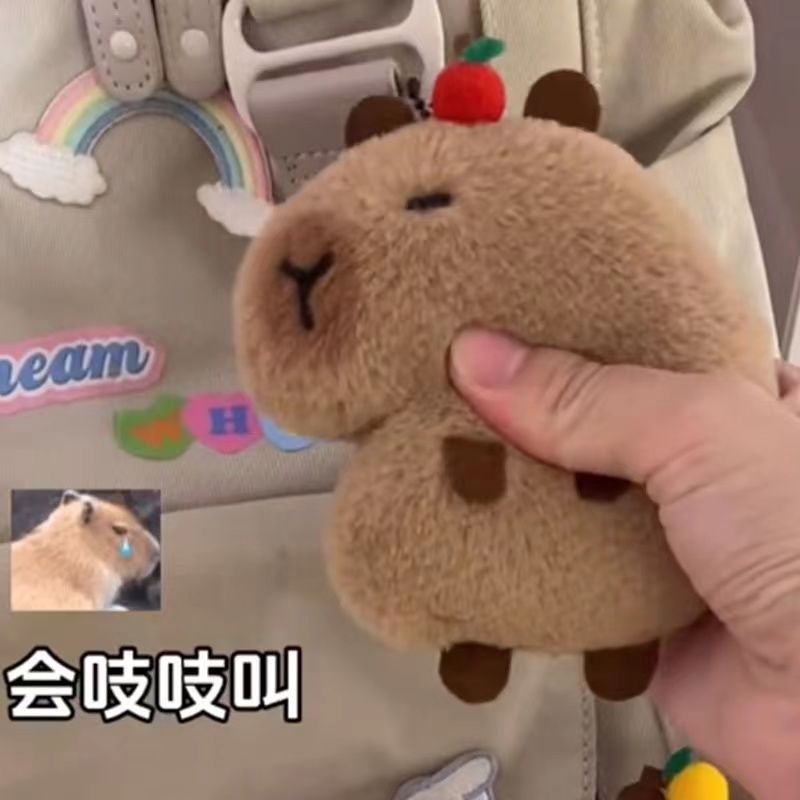 Big capybara pendant squeaks