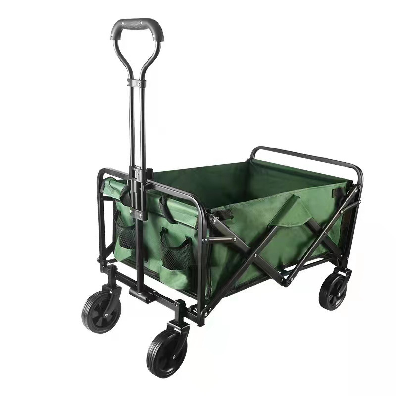 キャンプ車は野菜を買って露店を出して買い物をします。|undefined