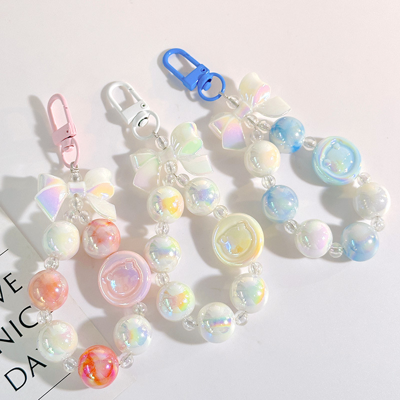 Cute pig mobile phone short chain car keychain earphone bag anti-lost ornaments live broadcast same beaded chain