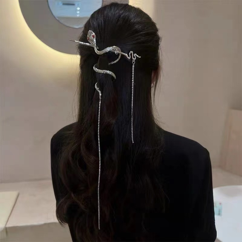 紅眼蛇髮簪女氣質小眾新中式簪子冷淡風盤髮釵子高級感酷髮飾飾品