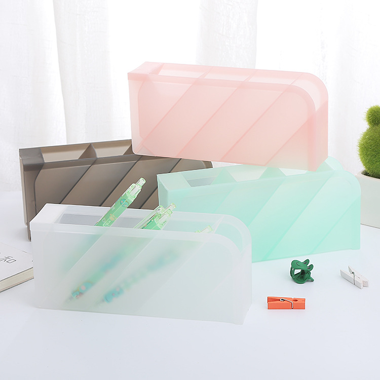 Oblique Pen Holder Plastic Transparent Frosted Multi-grid Pen Holder Creative Student Pen Case Desktop Cosmetic Brush Storage Box