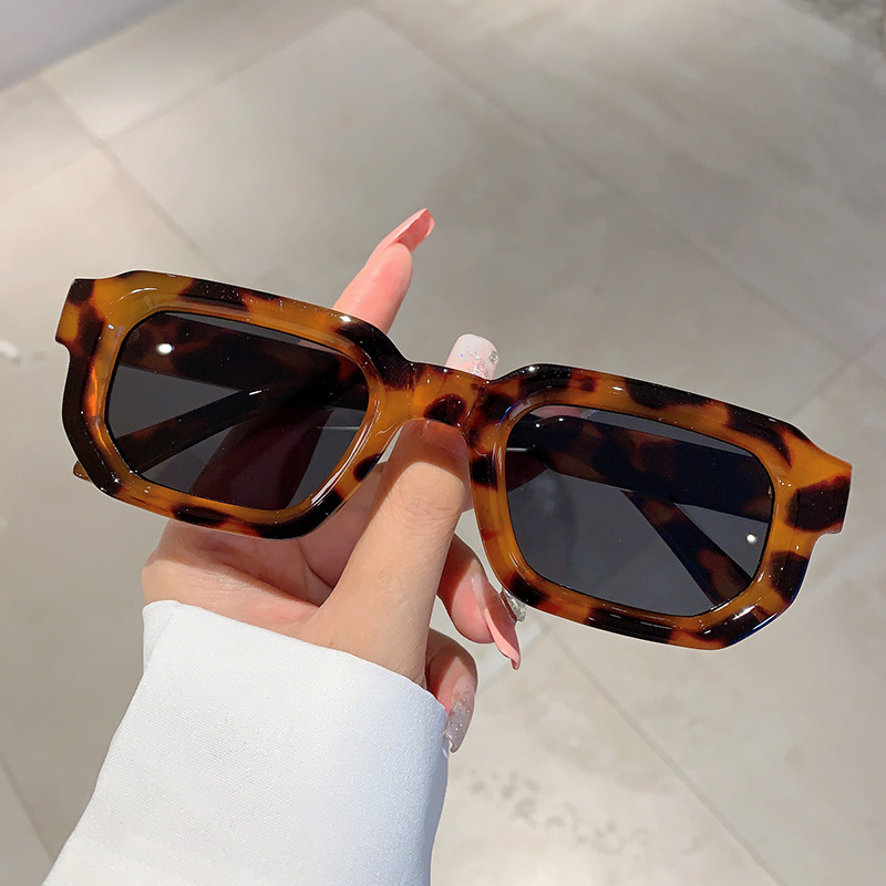 Square Small Frame Sunglasses European and American Retro 2024 New Simple High Sense Fashion Sunglasses Women Sunglasses