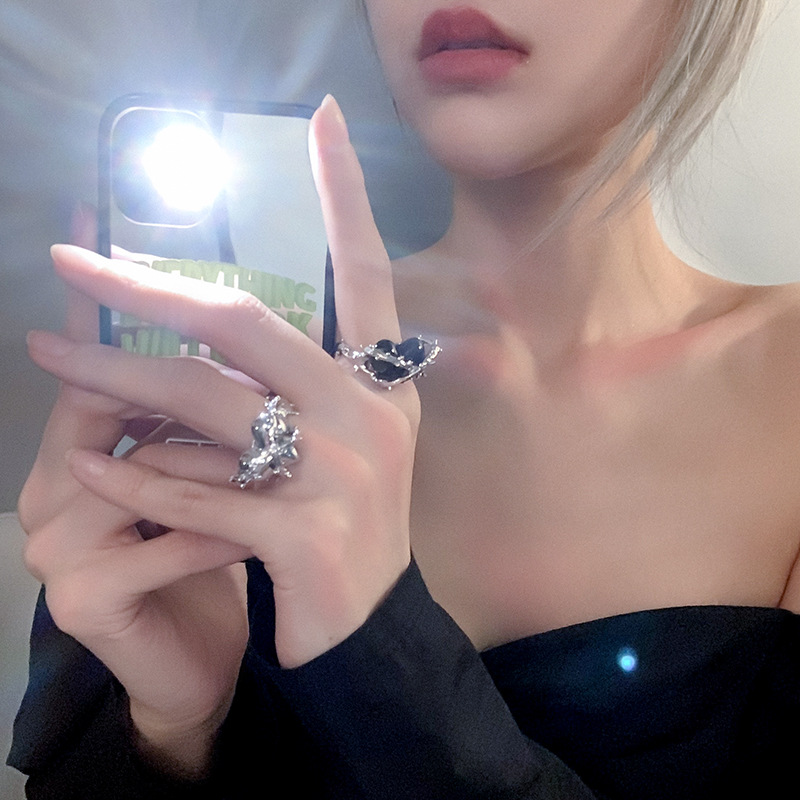 Dark Style Thorns Love Ring Female Male Niche ins Punk Cold Style Advanced Sense Open Ring