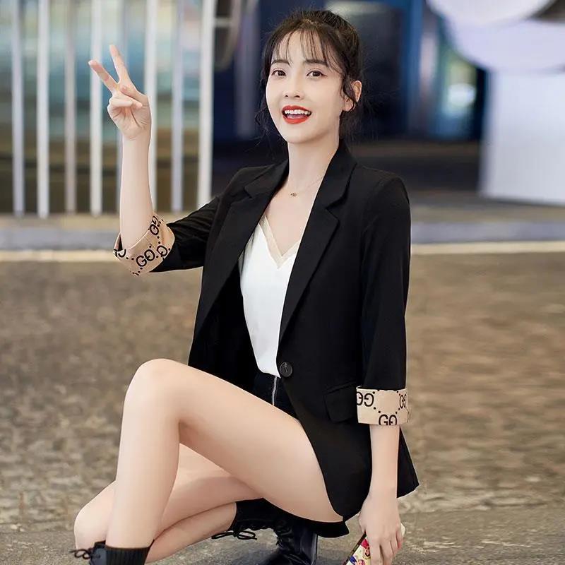 Small Suit Jacket Women's Spring and Summer 2021 New Western Style Slim Look Fashionable Popular One Button Internet Celebrity Suit Top