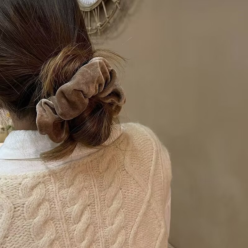 Velvet large hair band large autumn and winter retro American temperament niche simple fashion hair tie head flower rubber band New