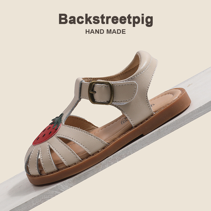 Children's Sandals 2024 Summer Sweet Strawberry Beach Sandals Casual Non-slip All-match Girls Shoes Leather Baby Sandals