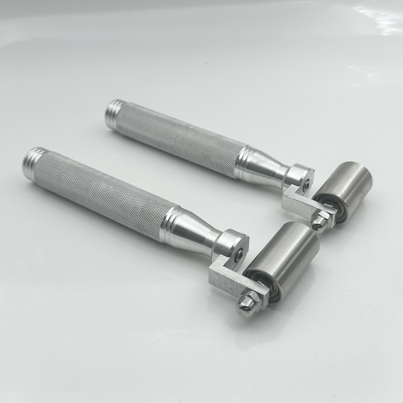 Home wallpaper wallpaper stainless steel wallpaper construction tools joint flat pressure wheel roller with bearing 4cm