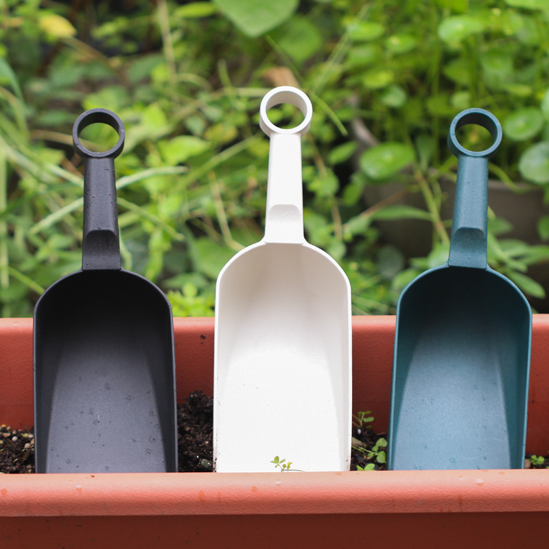Gardening flower planting tool Small shovel plastic soil shovel digging spoon thickened soil shovel flat mouth shovel ice shovel flower shovel wholesale