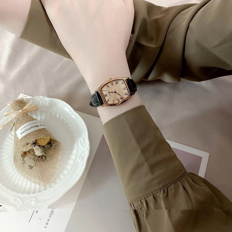 New Korean style fashionable women's watch retro ins style wine barrel-shaped belt learn life waterproof simple watch
