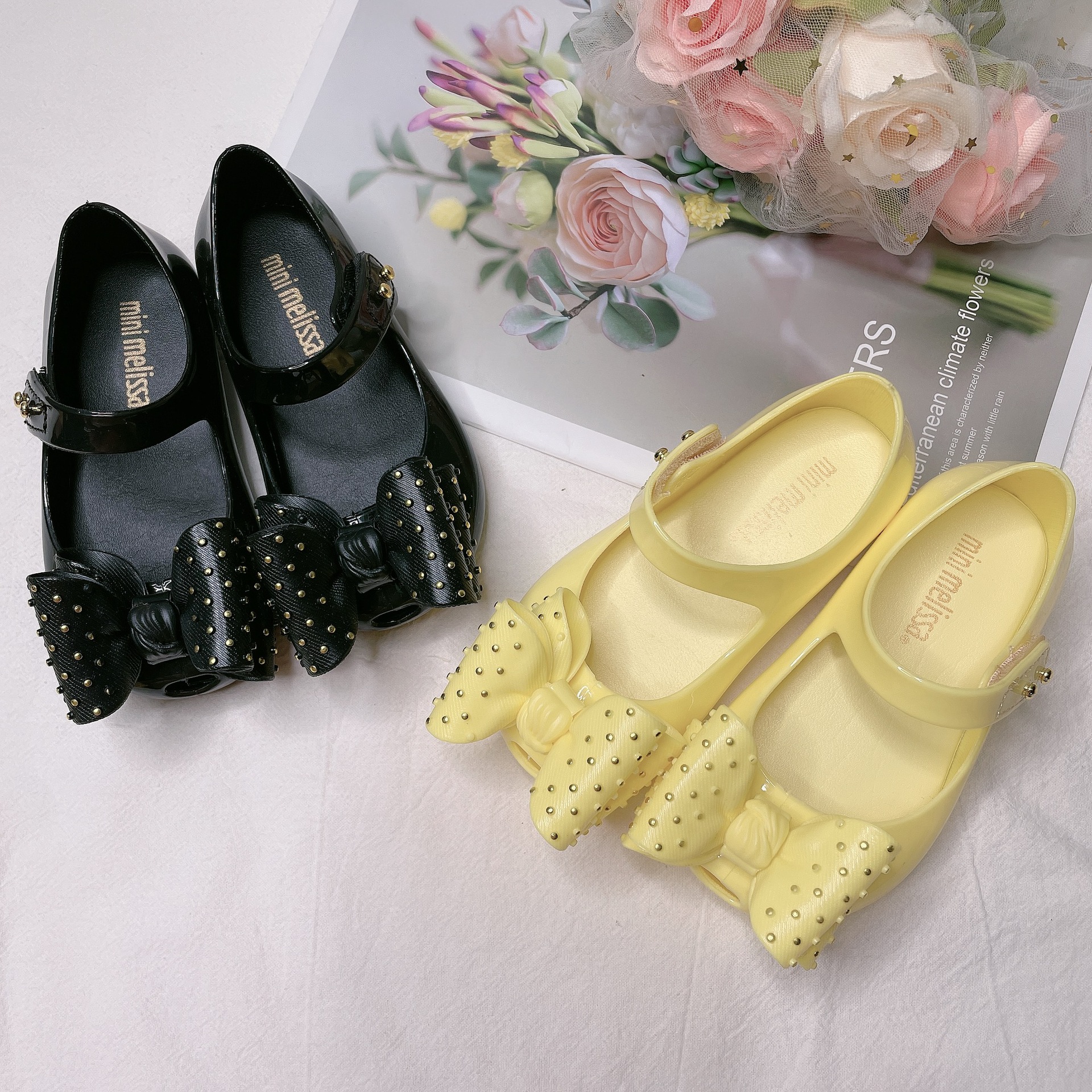 21 New Mei * Sa Children's Jelly Shoes Fragrant Polka Dot Bow Beach Sandals