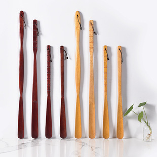 Factory wooden shoehorn solid wood shoe lifting device lazy people wear shoes with long and short handles pregnant women and the elderly lengthened shoes wholesale