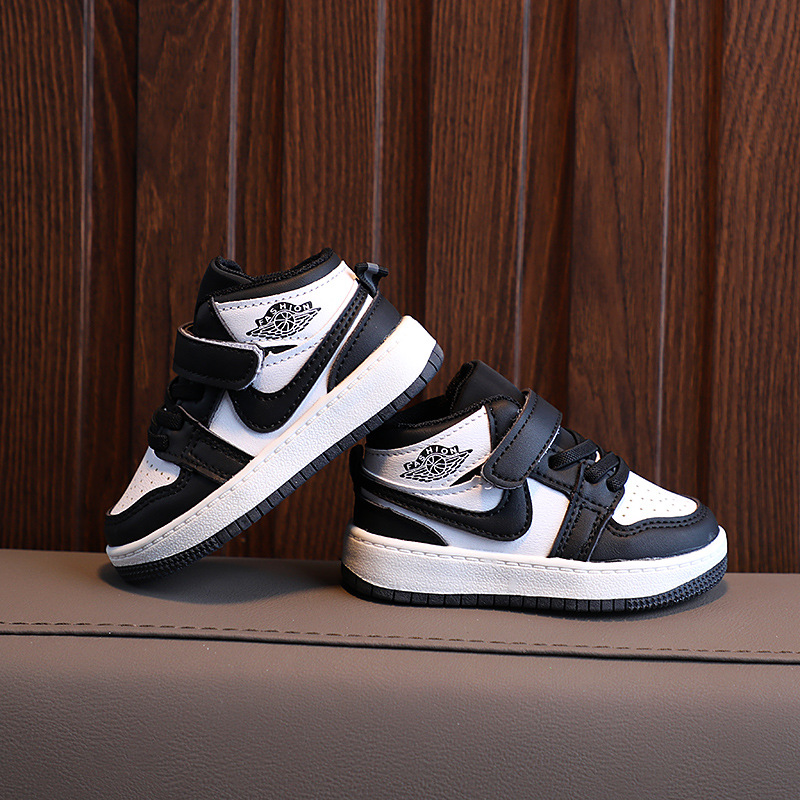Autumn 2022 new children's shoes boys soft bottom comfortable sports casual shoes Korean fashion girls shoes