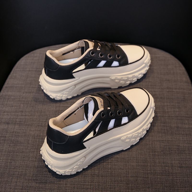 Sandals Women's 2024 Summer Thick-soled Lightweight Torre Shoes Hollow Casual Shoes Breathable Height-increasing Single-layer Shoes Korean Style Casual