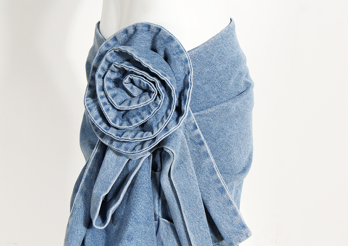 23 spring and summer new denim skirt 3D three-dimensional rose pendant long build high waist hip mini denim overskirt