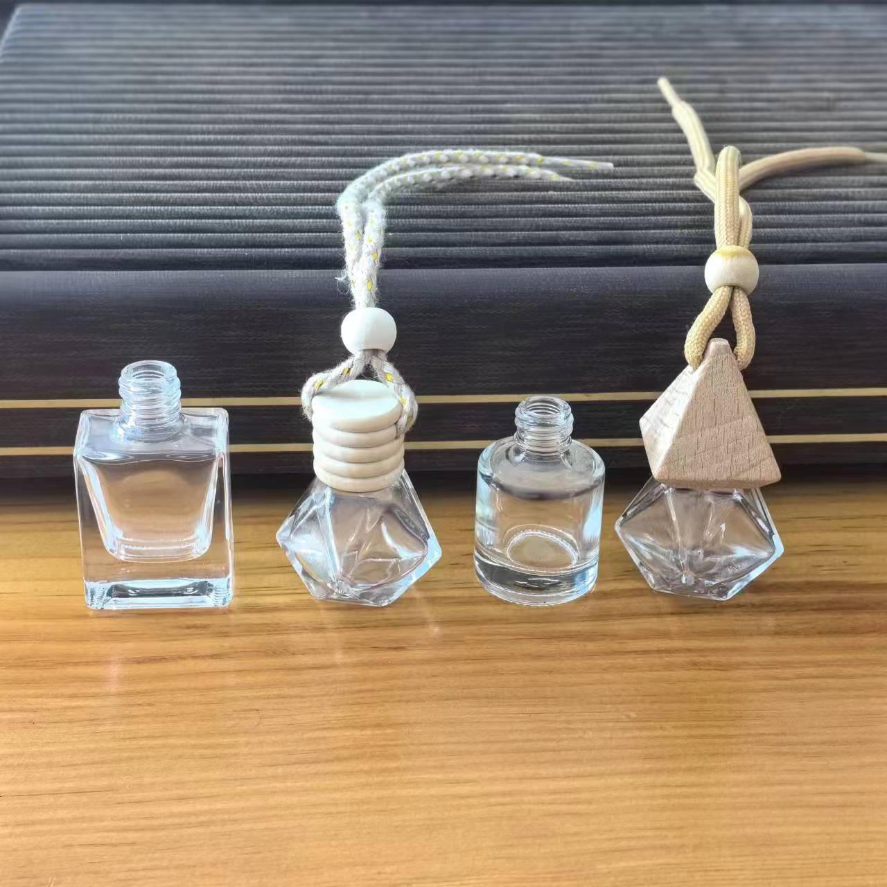 10ml car pendant perfume bottle with rope wooden lid aromatherapy glass empty bottle transparent car aromatherapy pendant bottle