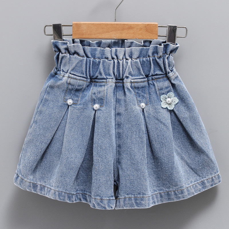Children's girls' new Denim shorts Western style cotton Denim pleated 24-year summer hot pants children's clothing baby Princess