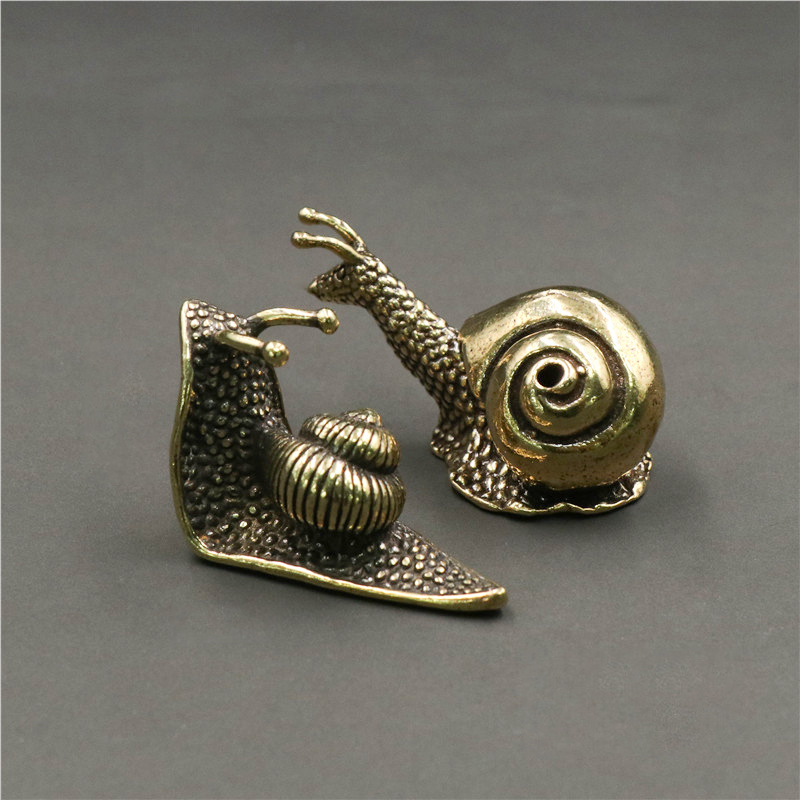 Pure Copper Solid Snail Small Ornaments Tea Ceremony Tea Pet Creative Snail Pen Holder Crafts Antique Handle Wholesale