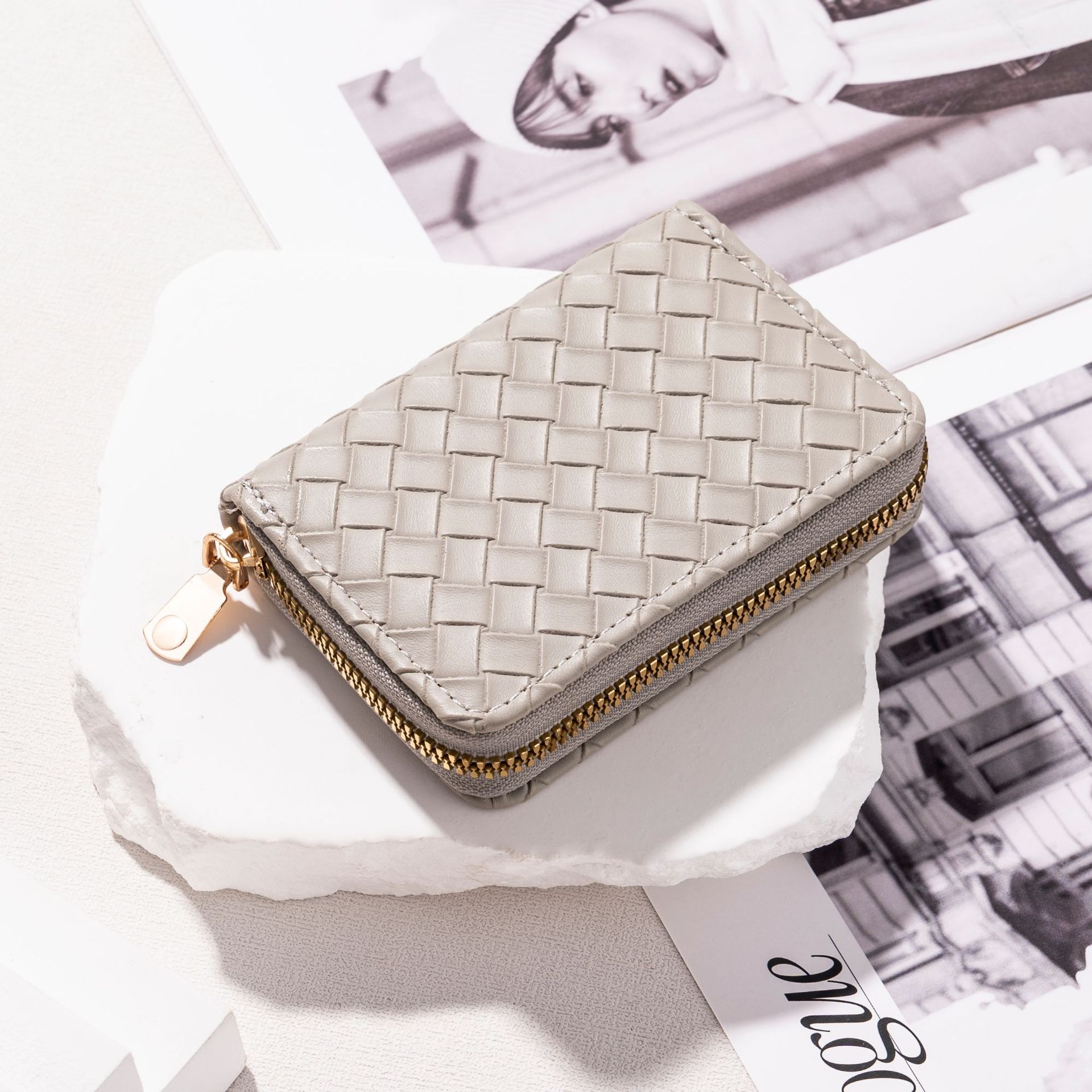 Woven pattern light gray