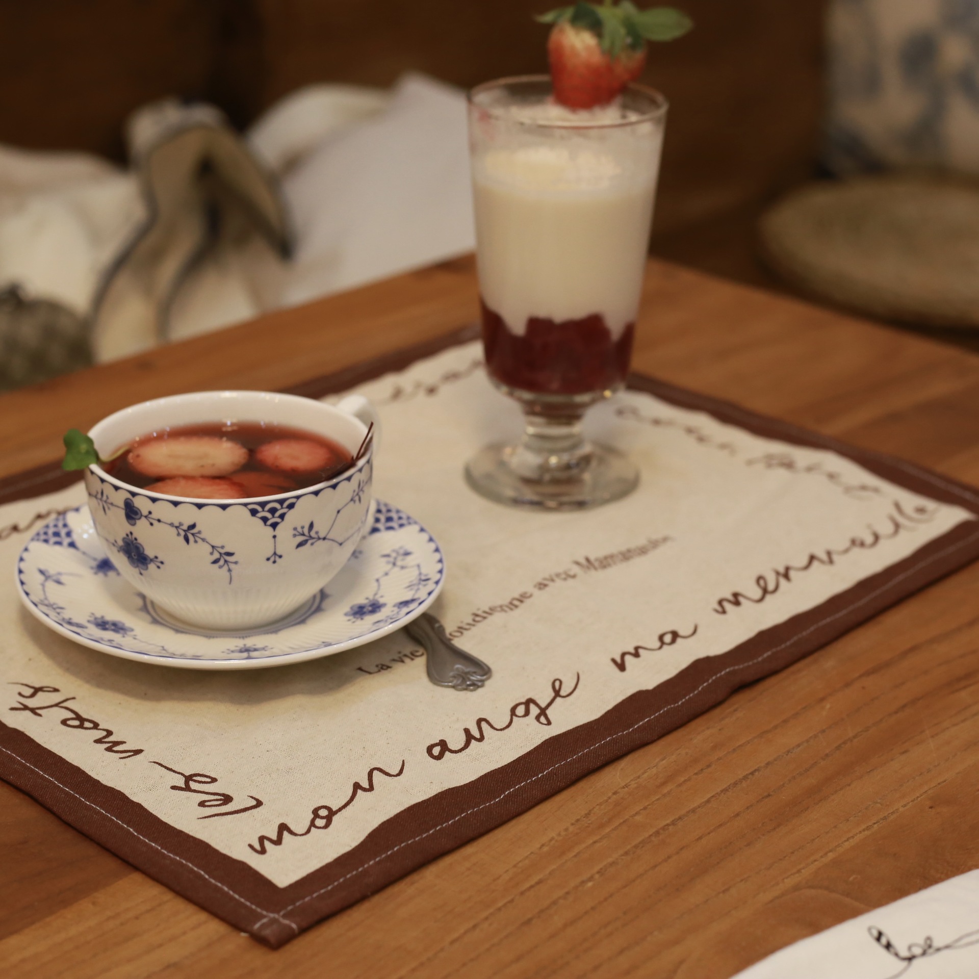 ins Korean Blogger Same Style Place Mat Linen English Letter Napkin Cloth Minimalist Retro Solid Color Table Decoration