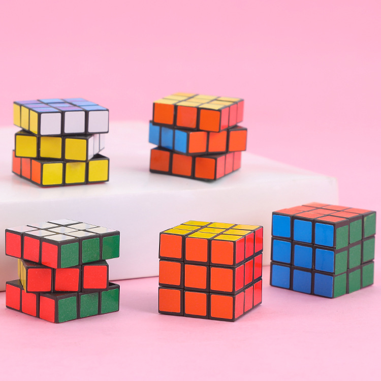 Creative Mini Little Rubik's Cube Children's Educational Toys Beginners Beginners Third Order Rubik's Cube Kindergarten Small Gift