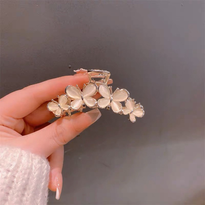 2023 Neue High Sense Grab Clip Damen Sommer Katzenauge Schmetterling Hinterkopf Hai Clip Haarspange Kopfbedeckung_voghion.com