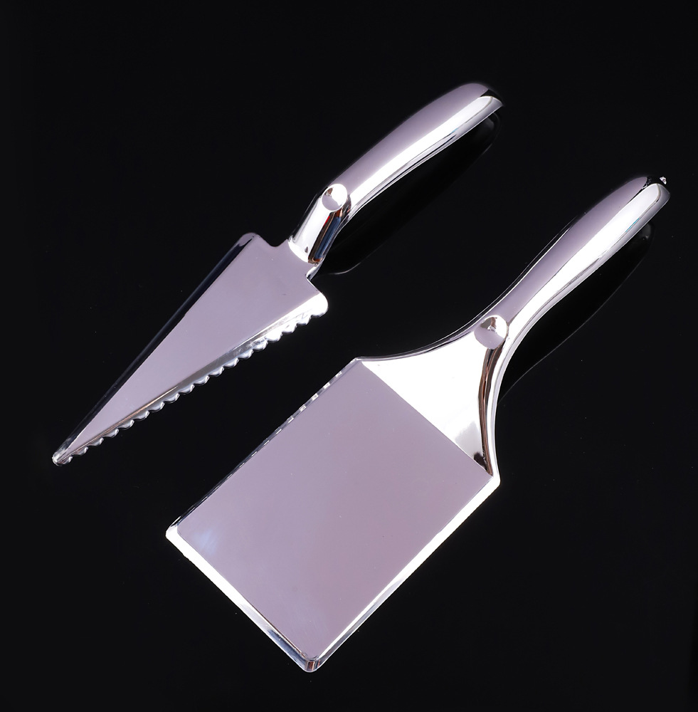 Factory wholesale cake knife stainless steel cake shovel with tooth triangle shovel pizza shovel cake knife plastic