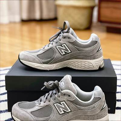 Putian Shoes Classic Men's Shoes NB2002r Yuanzu Grey Vintage Sports Shoes Breathable Women's Shoes Outdoor Men's and Women's Running Shoes