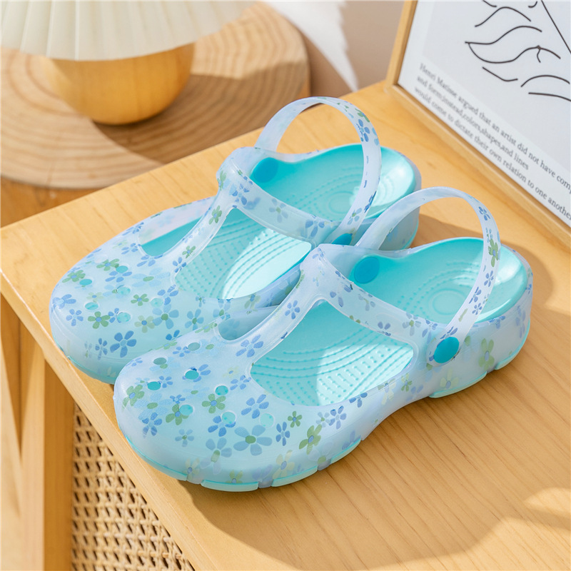 New Nurse Hole Shoes Women's ins Trendy Toe Sandals Summer Slide-Resistant Thick Bottom Beach Soft Bottom Home Slippers for Outer Wear