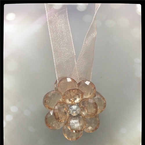 Factory direct curtain accessories magnetic curtain buckle magnet curtain strap flower South Korea curtain clip