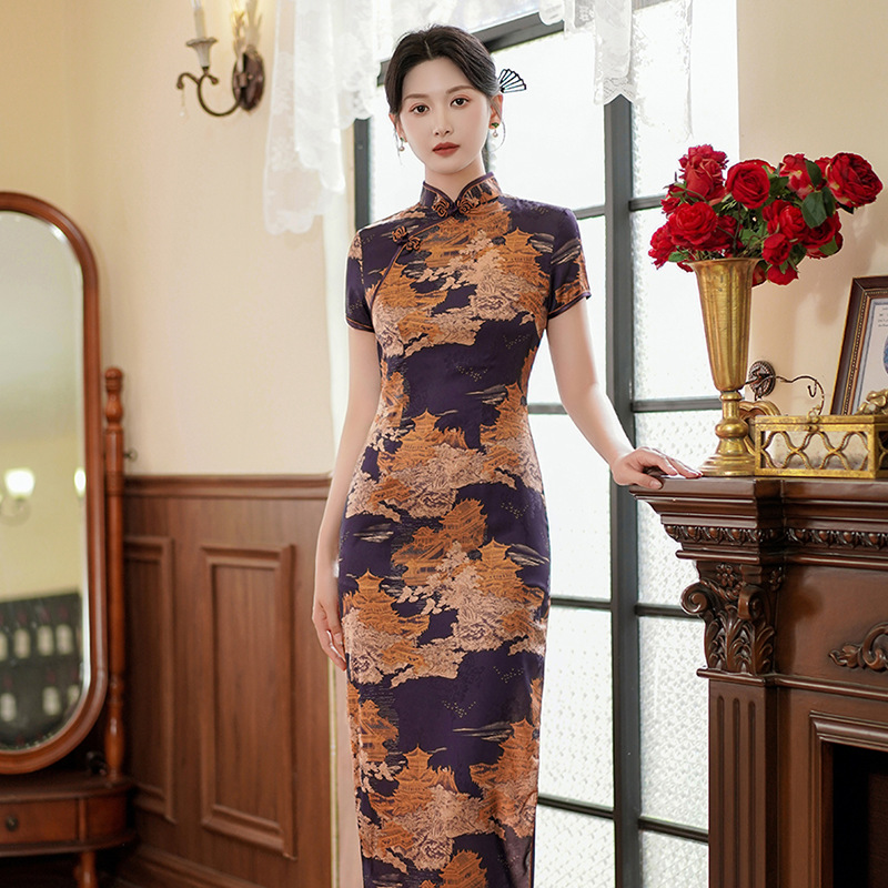 2023 spring and summer new cheongsam dress women's satin dress retro slim fashion banquet Costumes Wholesale