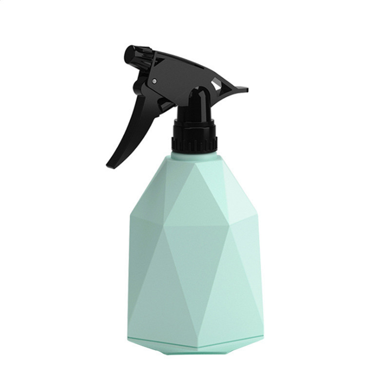 Small watering can garden spray bottle hairdressing medicine disinfection gardening tools 600ml small water bottle