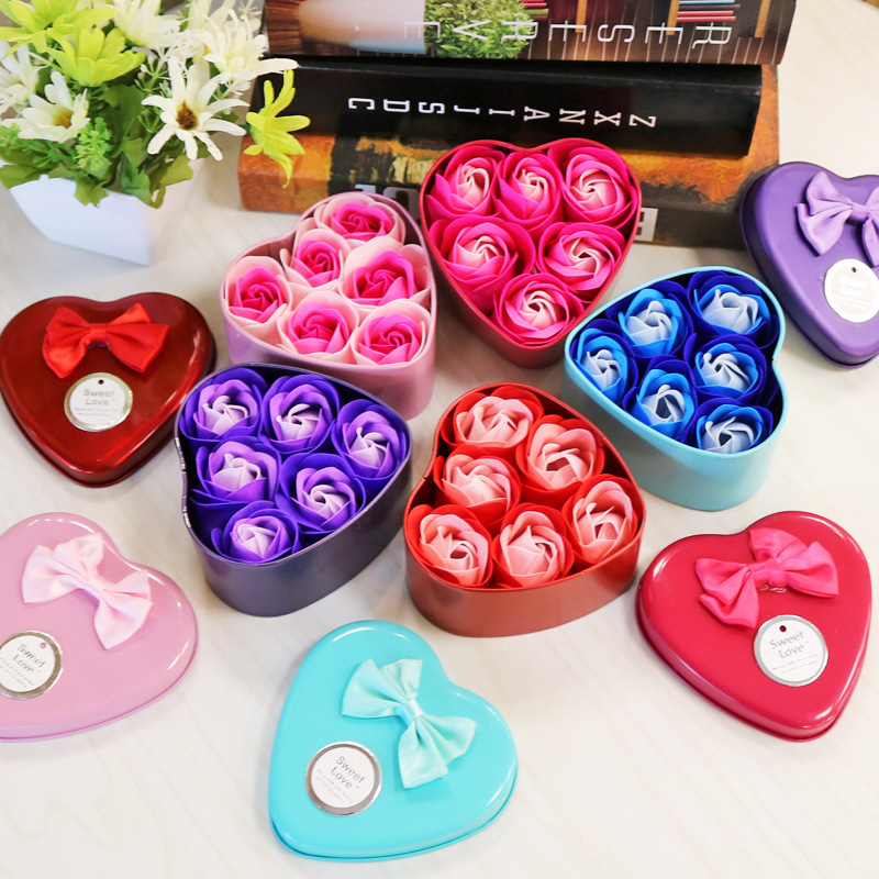 Rose soap flower heart-shaped small gift soap flower eternal flower gift box hand gift decoration small dried flower wholesale cross-border