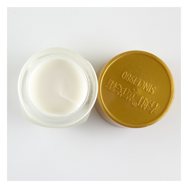 [Inquiry Day] Chunjuan Astragalus Cream Bottled 30g Medium Dry Oily Skin Huang's Cream Chinese Cream