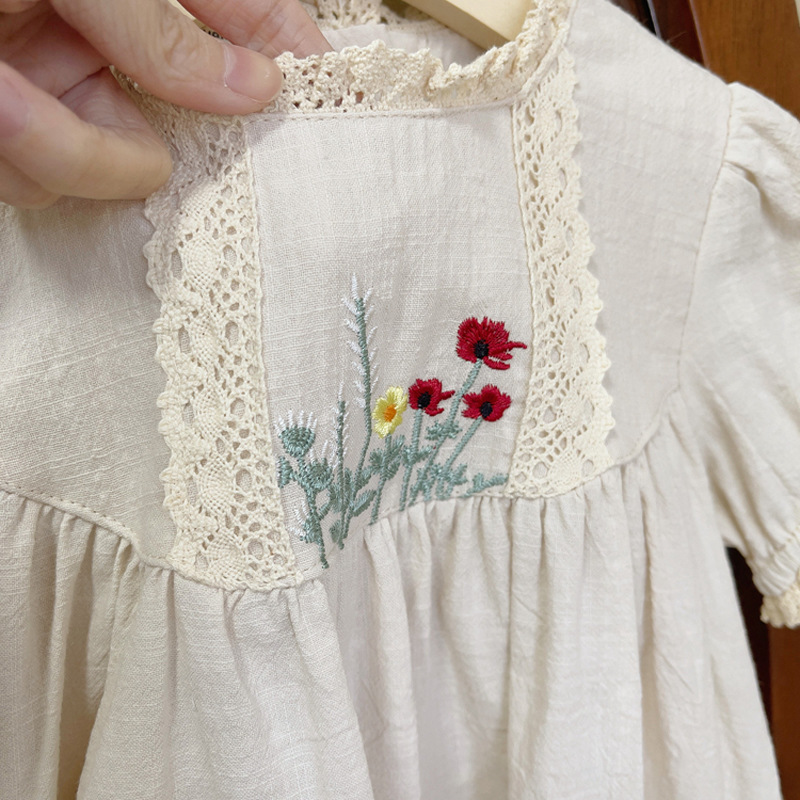 Korean style girls cotton and linen dress summer short-sleeved flower embroidery foreign style loose princess dress for children trendy generation