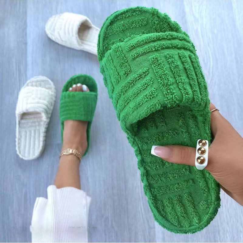 2022 spring and autumn new one-word thick-soled Mao Mao slippers women's embossed cotton slippers European and American foreign trade plus size towel slippers women