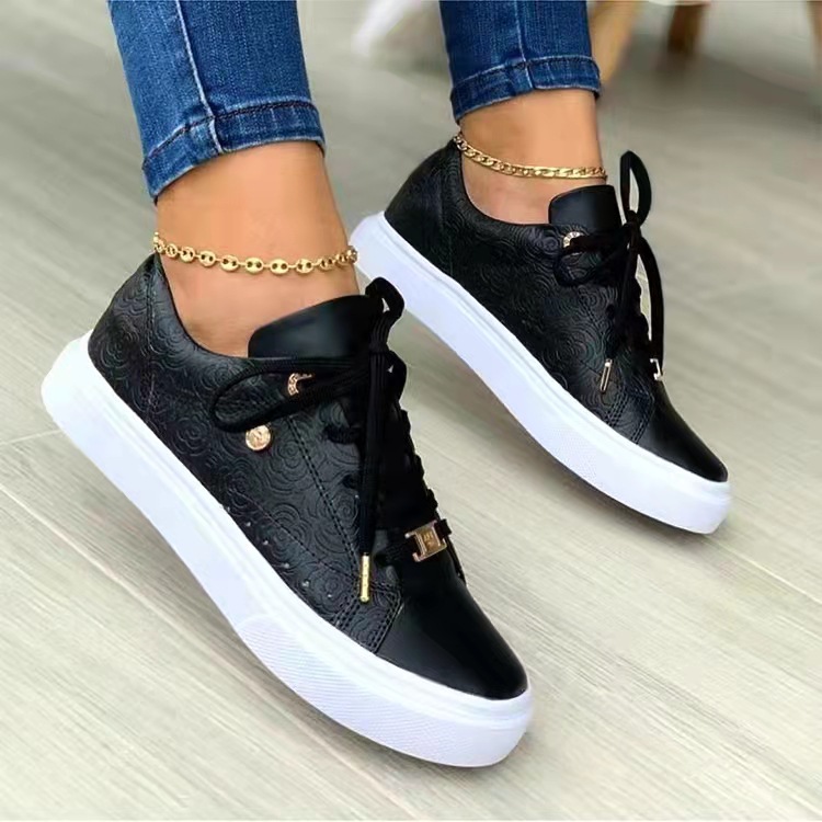 2021 Autumn Foreign Trade Large Size New European and American Casual Mid-heel Low-top Round Toe Solid Color Platform-heel Women's Single-layer Shoes