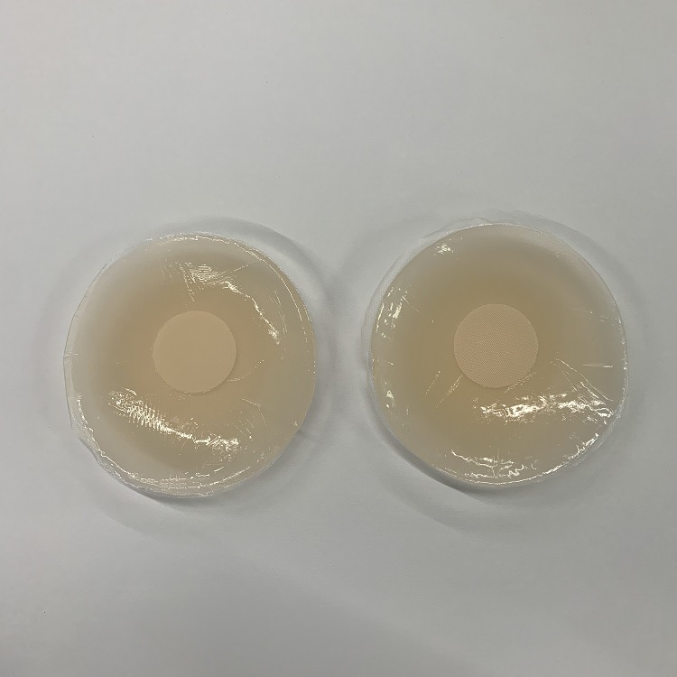Manufacturers new anti-light invisible chest stickers lifting round breast stickers anti-bump plum-shaped silicone chest stickers in stock