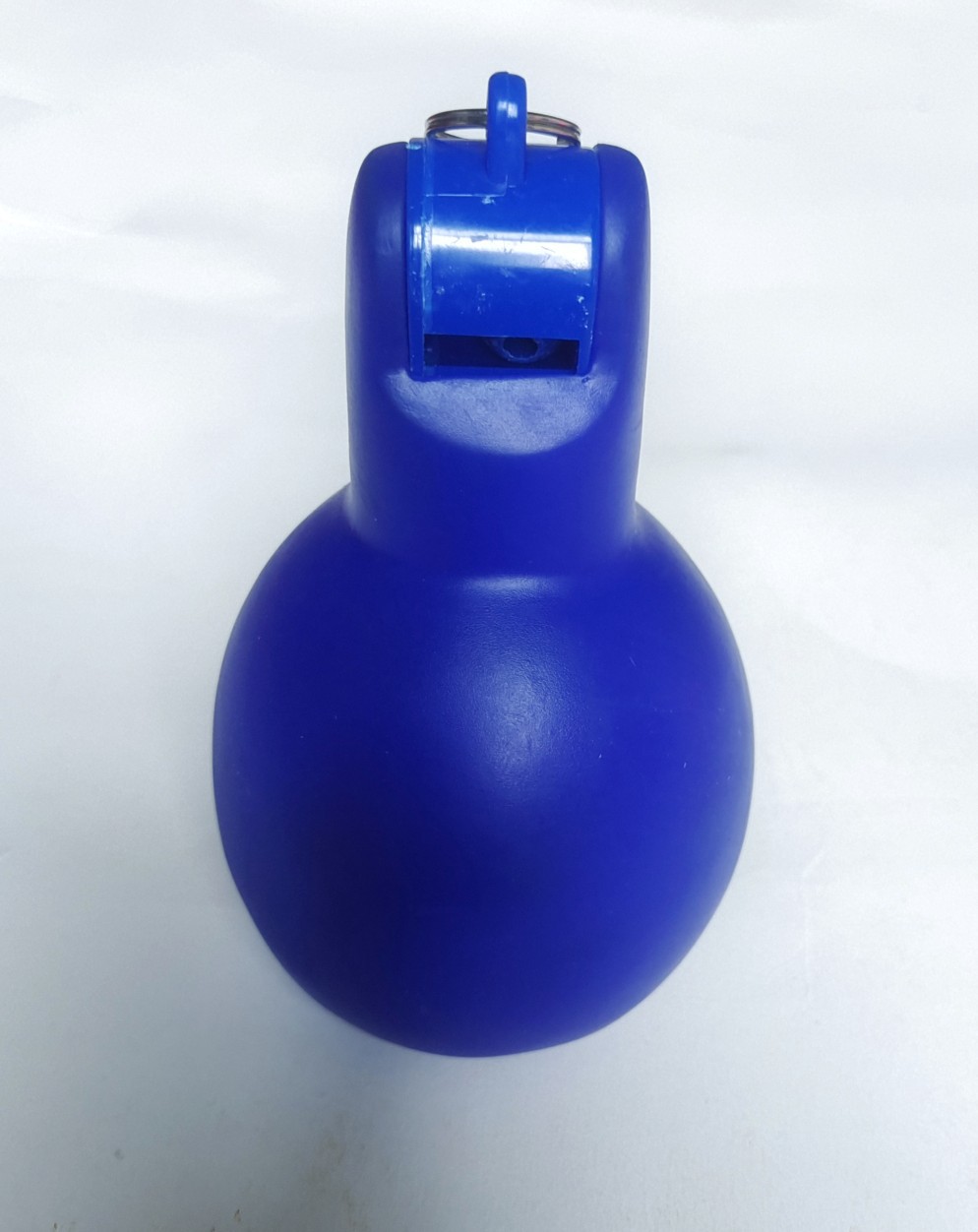 Wholesale plastic pvc whistle life-saving whistle squeeze whistle BB whistle vent whistle children whistle various colors
