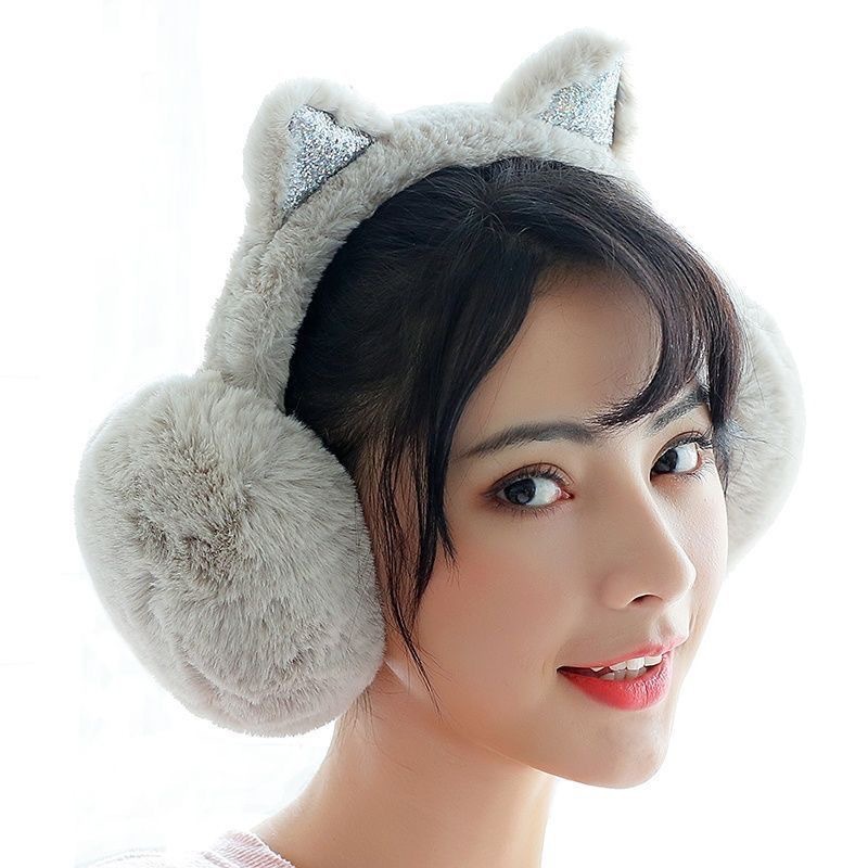 冬の暖かい耳カバーの女性の耳カバーが可愛いです。耳を温めて耳を温めます。