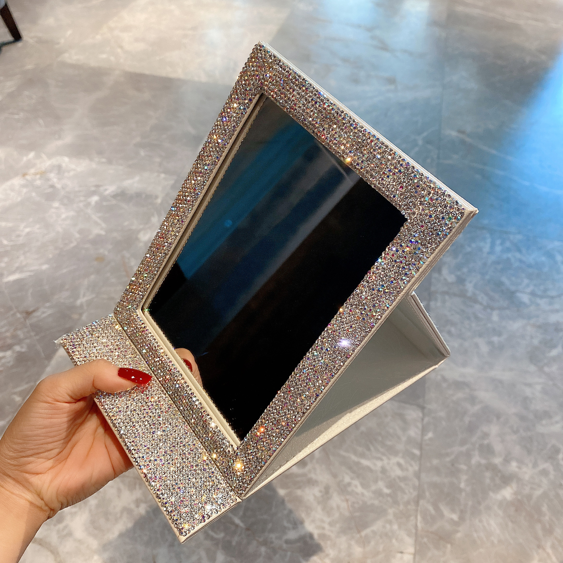 Diamond-embedded HD folding mirror glitter leather PU leather girl portable dormitory desktop dressing mirror cosmetic mirror