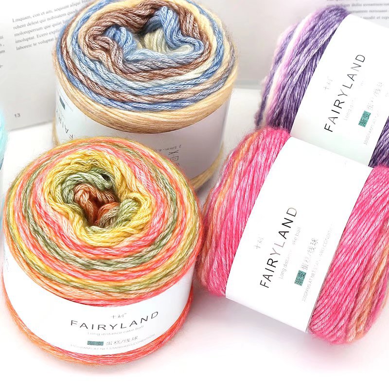 Ten-carved gradient cake thread sweater scarf hat hand-knitted thread hook needle medium fine wool