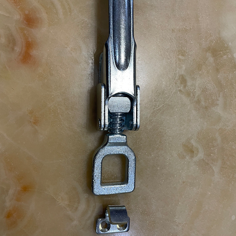 レンチのドアの農業機械の3輪の車のロックの手すりの手はフックの手すりの板を掛けて車のトランクの板を掛けて馬槽をフックします。|undefined