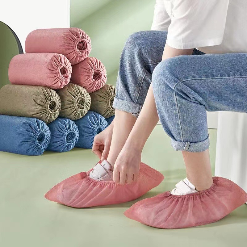 Factory direct disposable non-woven shoe covers home non-slip dustproof adult children's student a generation of hair